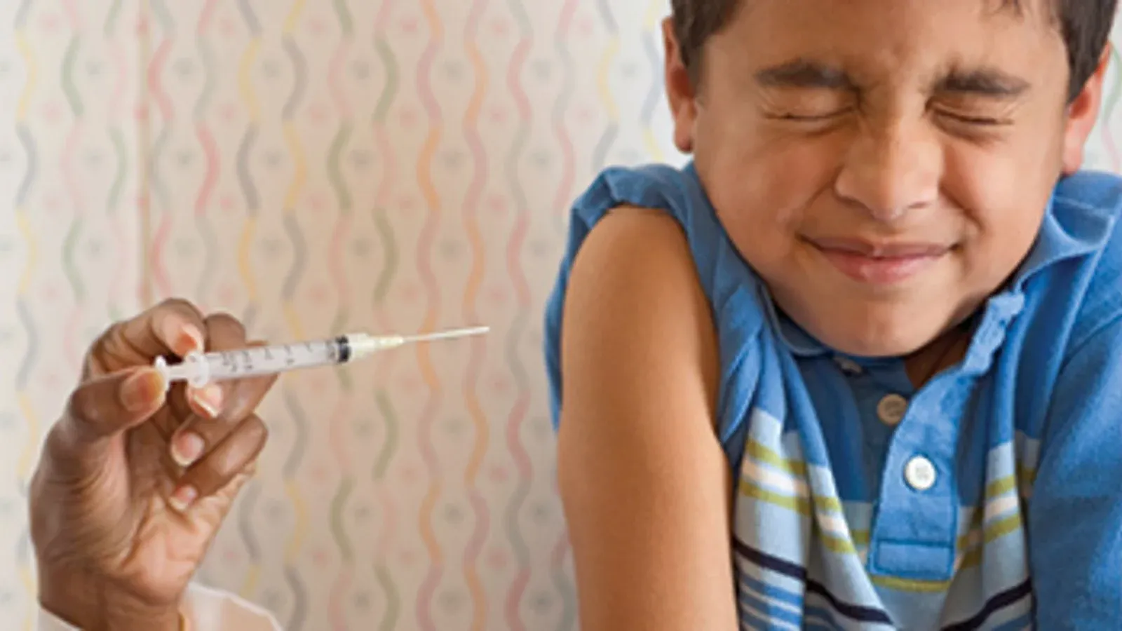 Nhấn để nghe The needle won’t hurt much.